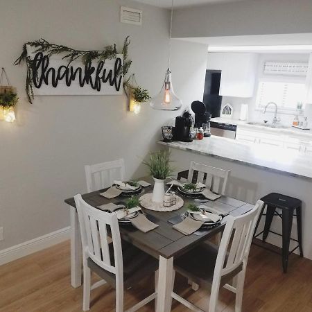 Cozy 3 Bed 2.5 Bath Located Near Busch Gardens Apartman Tampa Kültér fotó