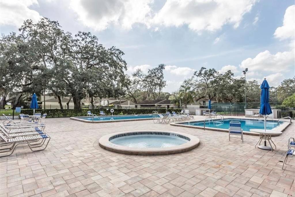 Cozy 3 Bed 2.5 Bath Located Near Busch Gardens Apartman Tampa Kültér fotó