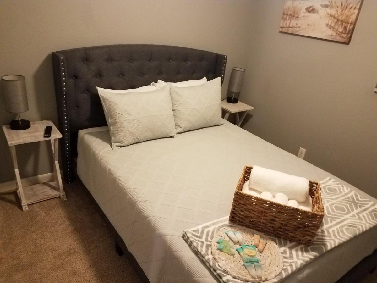 Cozy 3 Bed 2.5 Bath Located Near Busch Gardens Apartman Tampa Kültér fotó